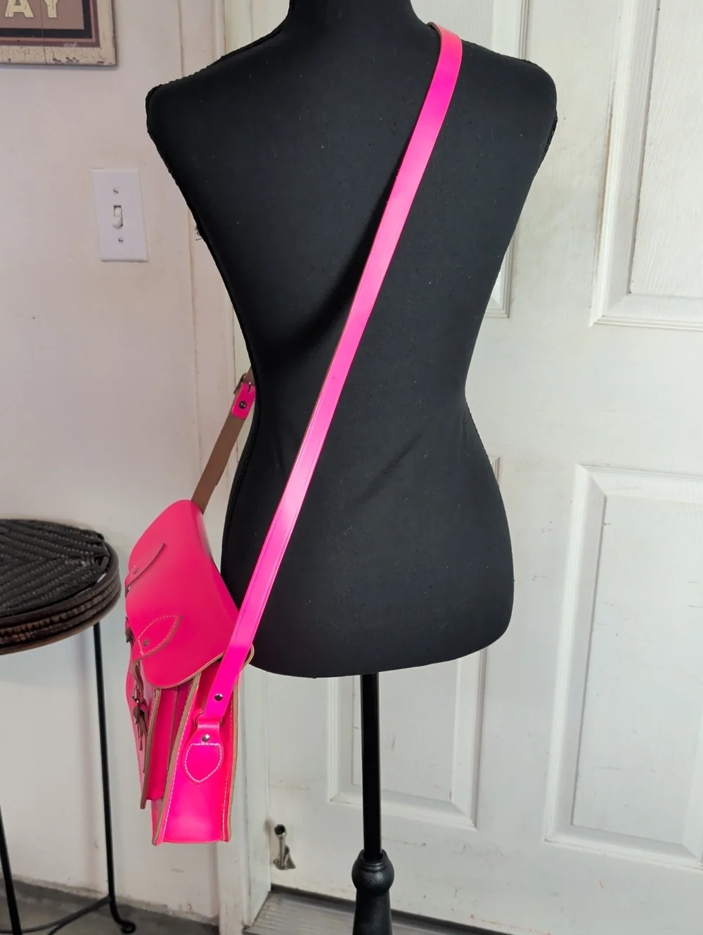 Cambridge Satchel Bag Neon Pink Bright Leather